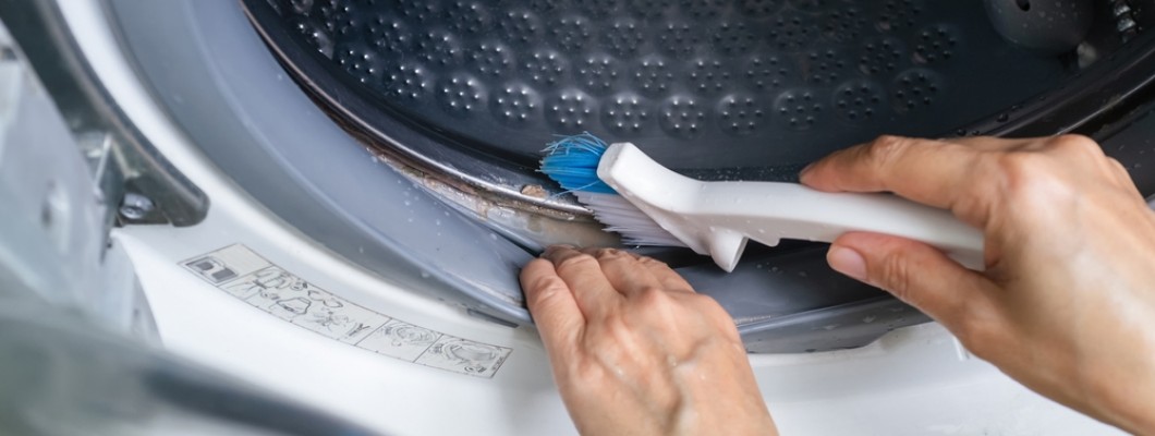 Masina de spalat in procesul de curatare