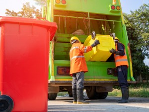 Tomberoane de gunoi de la Sanito: Checklist de amplasare corectă și sigură