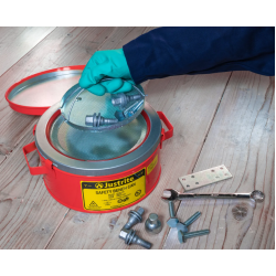 Recipient Safety Bench 1007 cu capac pentru solvent, rosu, 1L