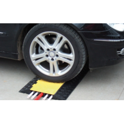 Limitator de viteza cu trecere pentru cabluri, 5 canale, 90 x 50 x 5,5cm