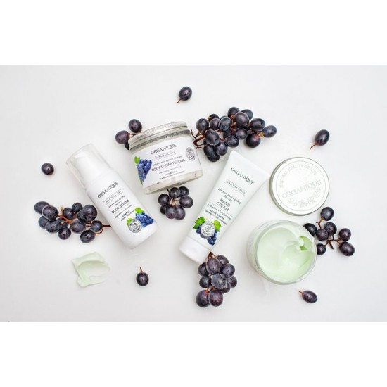 Exfoliant corporal cu struguri si unt de shea Organique 200 ml Exfoliant corporal cu struguri si unt de shea Organique 200 ml