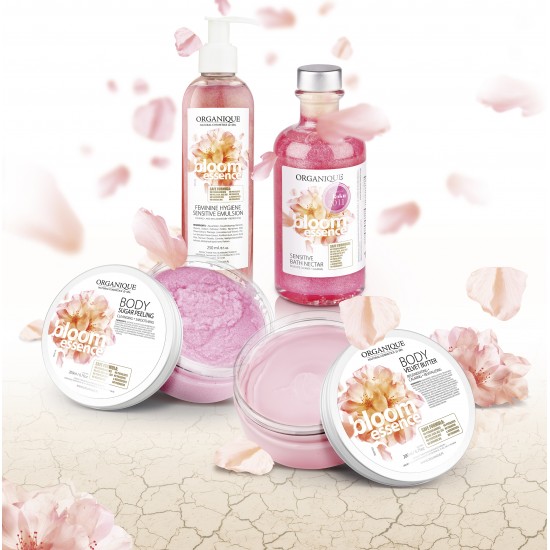 Gel de dus cu floare de cires si nufar Bloom Essence Organique 250 ml Gel de dus cu floare de cires si nufar Bloom Essence Organique 250 ml