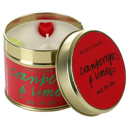 Lumanare parfumata Cranberry & Lime Bomb Cosmetics Lumanare parfumata Cranberry & Lime Bomb Cosmetics