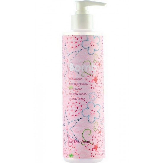 Lotiune de corp In the Pink, Bomb Cosmetics, 300 ml Lotiune de corp In the Pink, Bomb Cosmetics, 300 ml