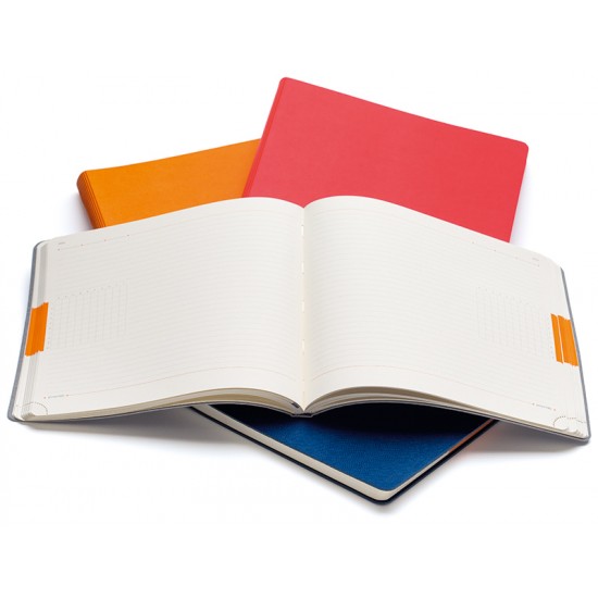 Agenda Quatro Flex, 20 x 20 cm, 240 pagini Agenda Quatro Flex, 20 x 20 cm, 240 pagini