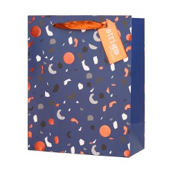 Set 4 pungi hartie 18x23(h)x10cm 210 gsm. PART039 Set 4 pungi hartie 18x23(h)x10cm 210 gsm. PART039