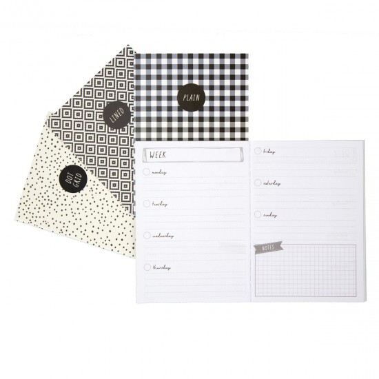 Set 4 caiete Pukka Pads Carpe Diem Monochrom, A6, 32 pag, hartie 80 g, compus din: 1 x planner saptamanal, 1 x dictando, 1 x punctat, 1 x foi veline Set 4 caiete Pukka Pads Carpe Diem Monochrom, A6, 32 pag, hartie 80 g, compus din: 1 x planner saptamanal, 1 x dictando, 1 x punctat, 1 x foi veline