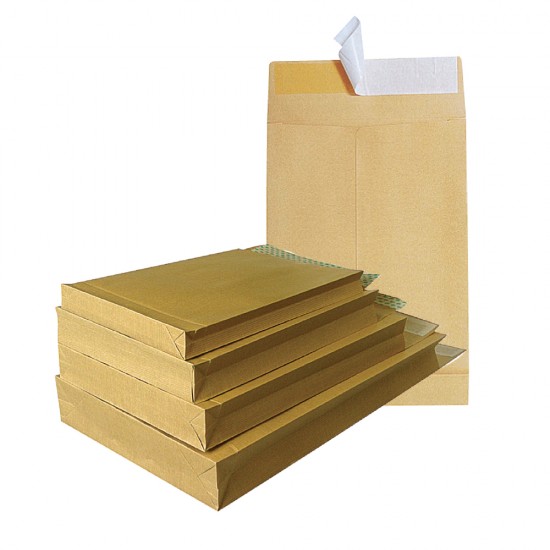 Plic cu burduf, C4, 229 x 324 x 30 mm, kraft, banda silicon, 120 g/mp, 100 bucati/cutie Plic cu burduf, C4, 229 x 324 x 30 mm, kraft, banda silicon, 120 g/mp, 100 bucati/cutie