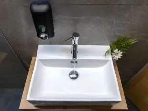 Cum alegi capacitatea potrivită pentru un dispenser de săpun lichid? 8 sfaturi utile