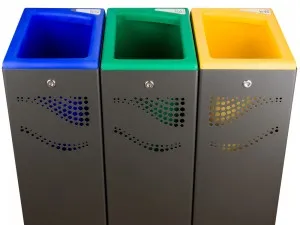 Reciclarea plasticului: cum să transformi coșurile goale într-un birou responsabil și eco-friendly