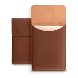 Husa laptop, MacBook 13 inch, piele naturala cu mouse pad, inchidere magnetica, margini vopsite manual, e-store, maro Husa laptop, MacBook 13 inch, piele naturala cu mouse pad, inchidere magnetica, margini vopsite manual, e-store, maro
