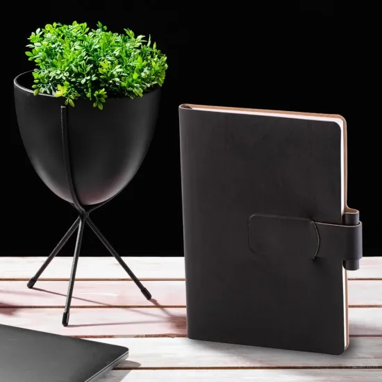Notes Ravelo, piele, A5, liniat alb, negru Notes Ravelo, piele, A5, liniat alb, negru