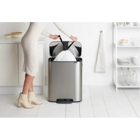 Cos gunoi Bo cu pedala, 60L - Otel mat fara amprente Cos gunoi Bo cu pedala, 60L - Otel mat fara amprente