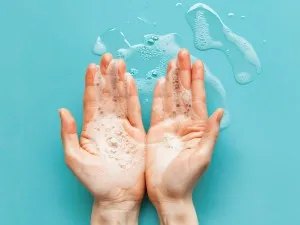 Igiena mâinilor este esențială pentru sănătatea și siguranța ta! Descoperă cele mai eficiente soluții de curățare și igienizare!