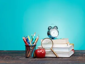 Descoperă o gamă variată de produse de papetărie și articole școlare creative!