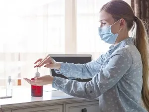 Igienizarea mâinilor și dezinfectarea suprafețelor ne ajută să stăm departe de boli